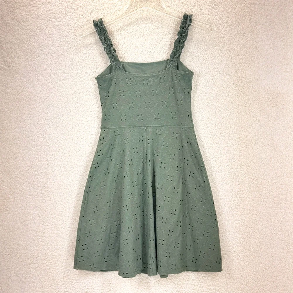 Hollister Eyelet Mini Dress Green XS Square Neck Ruffled Shoulder Straps Summer - Picture 2 of 10